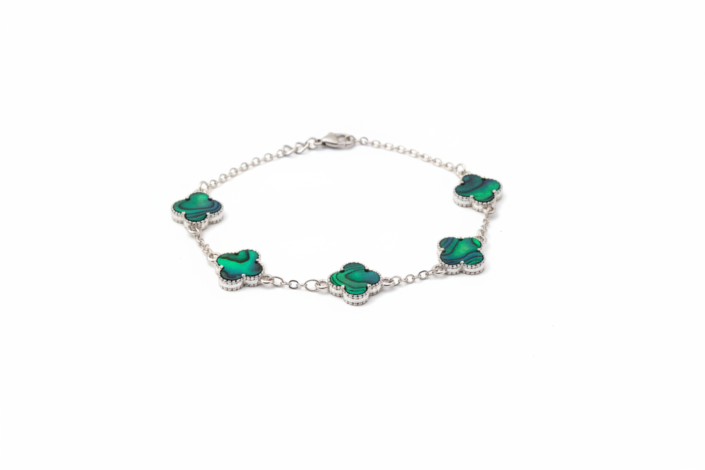 Green Clover Bracelet Product Shot