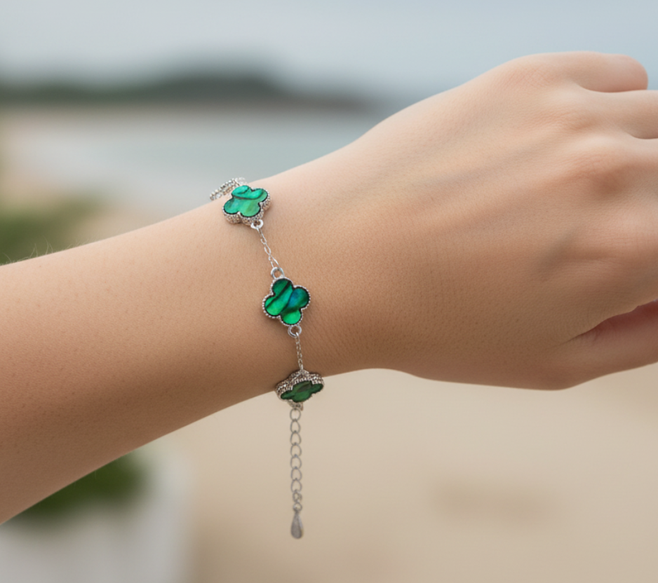 Paua Shell Green Clover Charm Bracelet – Iridescent Shell, Adjustable